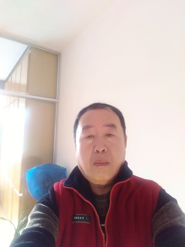 快乐的第一张照片--本溪中老年相亲网